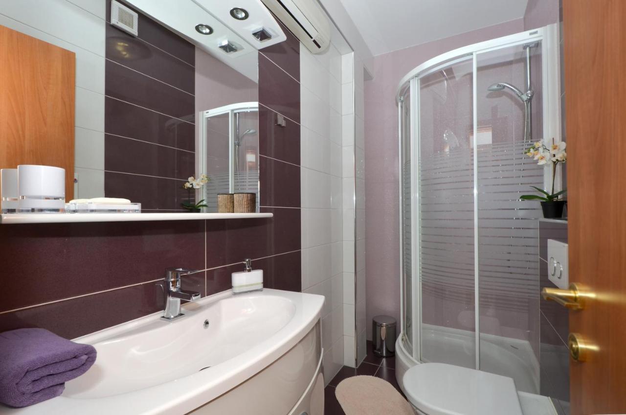 Apartmani Adela Solin Exterior foto