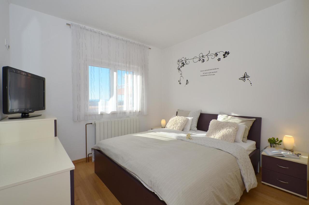 Apartmani Adela Solin Exterior foto